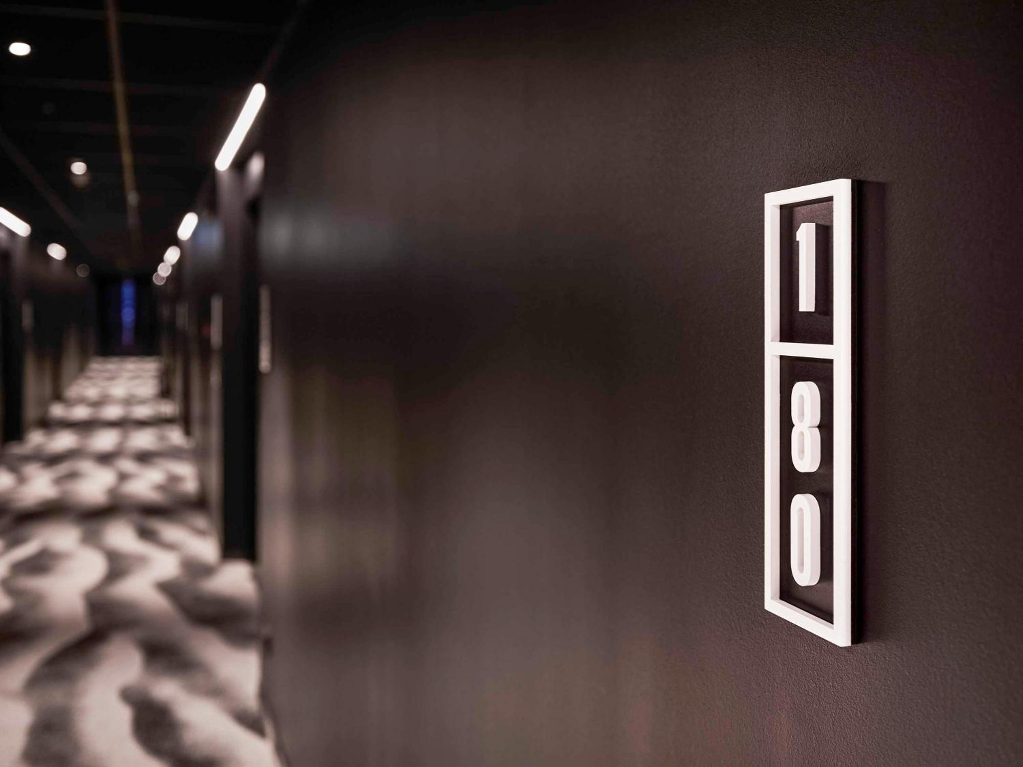 Tribe Milano Malpensa Hotel Vizzola Ticino Luaran gambar